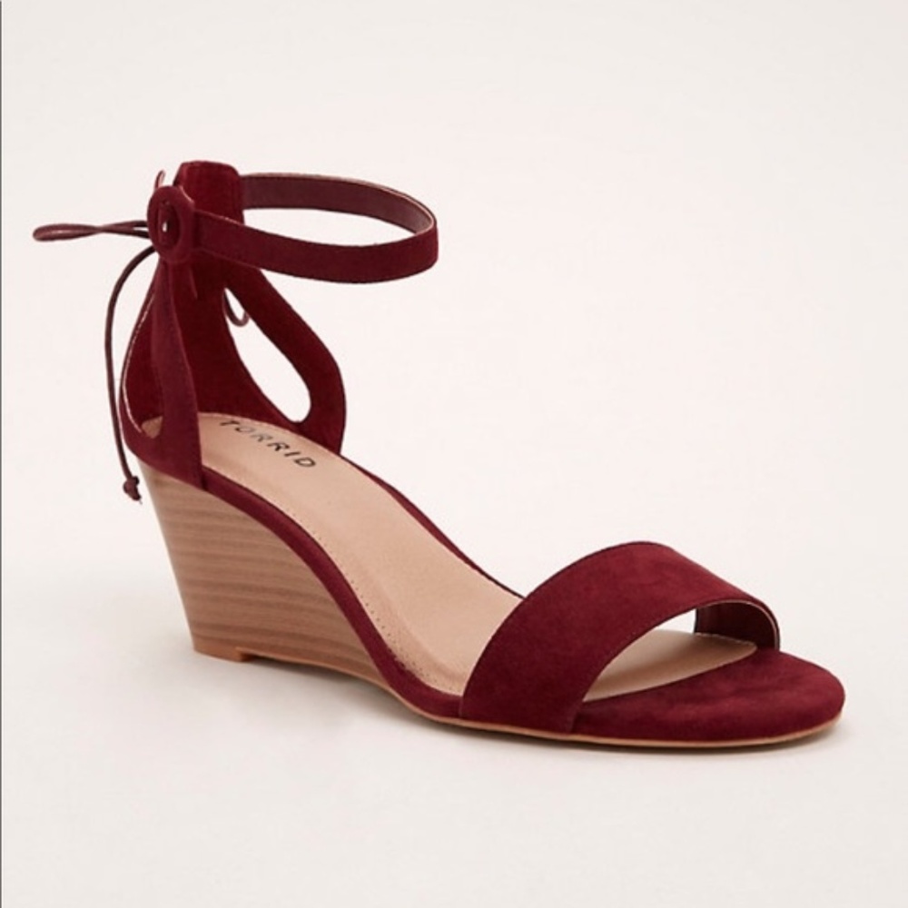Torrid Faux Suede Burgundy Wedge Heels Sandal  8 W